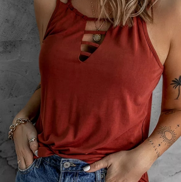 ♥️New boutique Wine red ladder tank - Picture 2 of 9